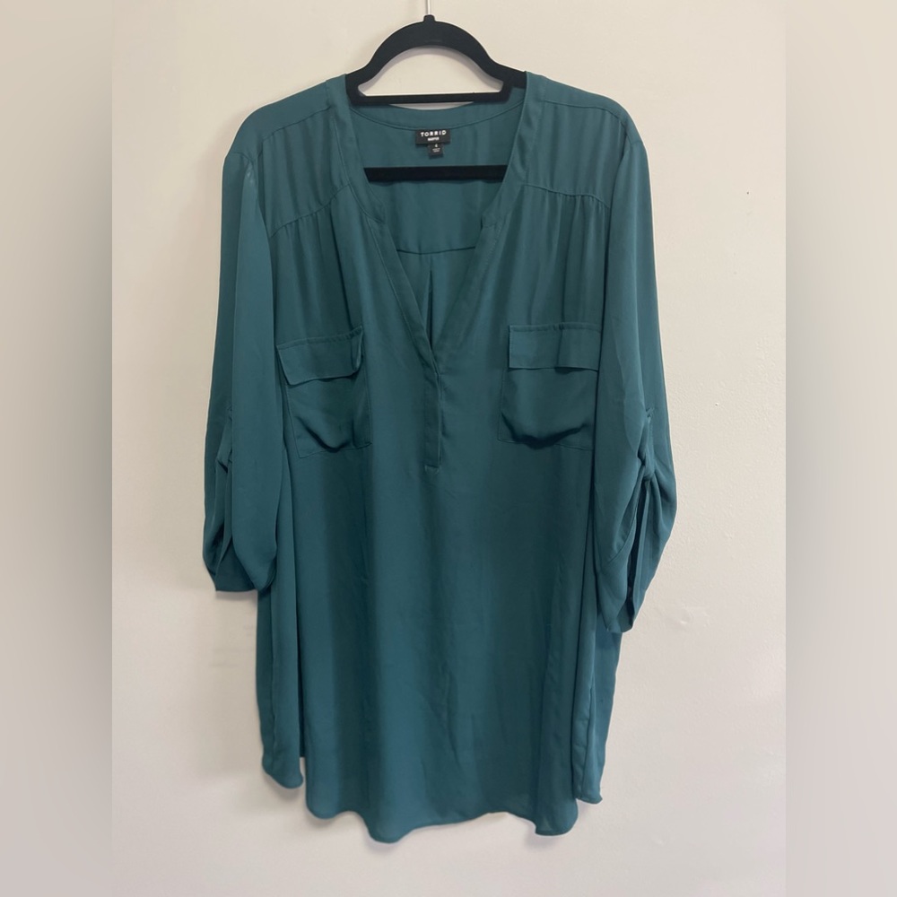 Torrid Teal Harper Georgette Pullover ¾ Sleeve Tunic Blouse with Pockets
